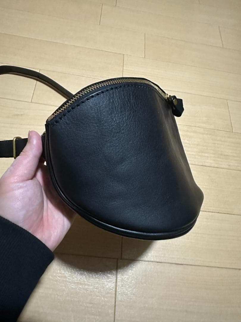 【美品/廃盤品】HERZ unity body bag（OU-2310）