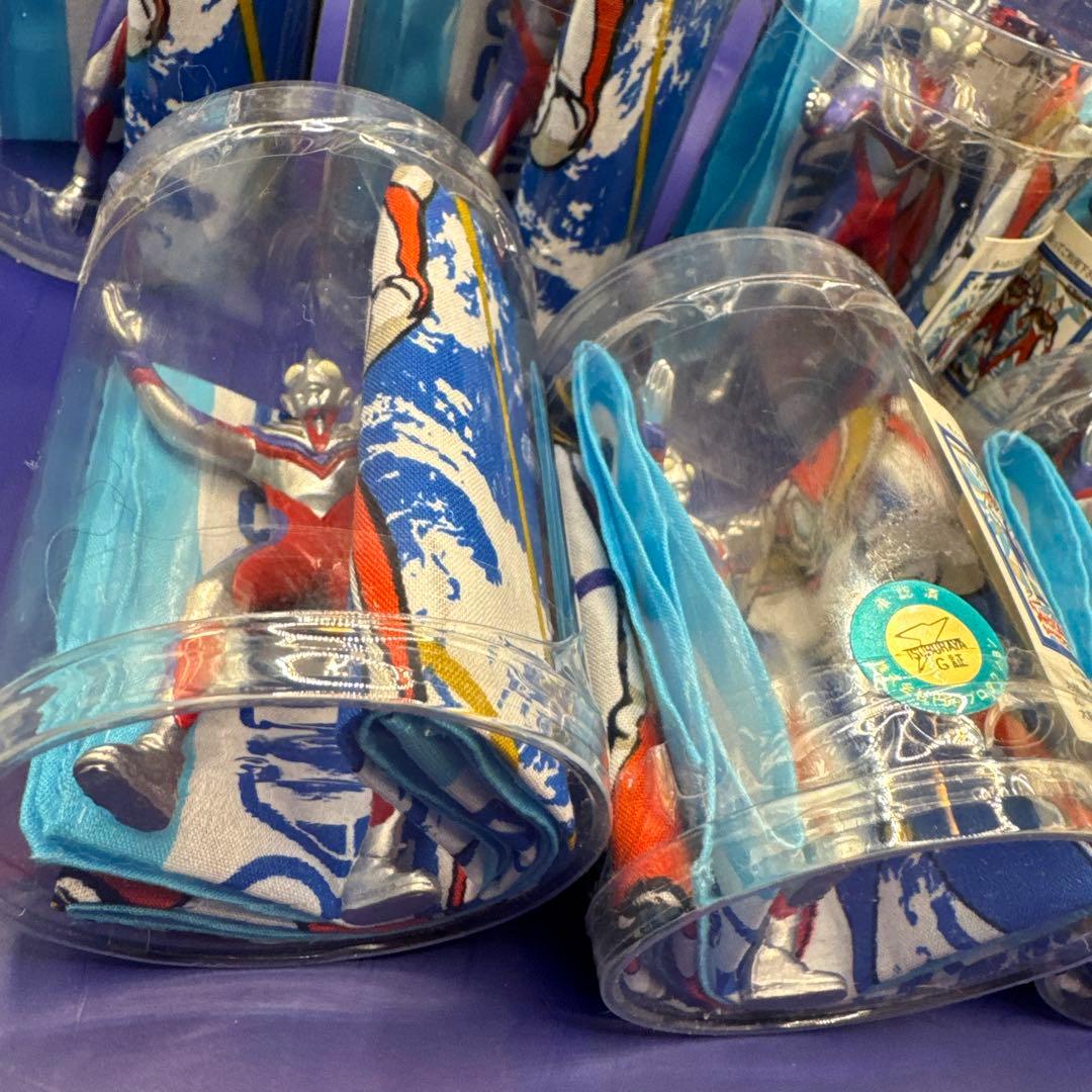 ⭐︎大量⭐︎ウルトラマンダイナ　ハンカチ＆ミニフィギュア 7箱まとめ売り