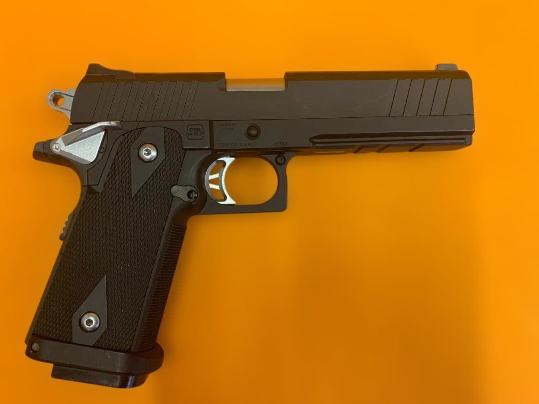 東京マルイ Hi-CAPA E ハイキャパE 電動ガン　予備マガジン付