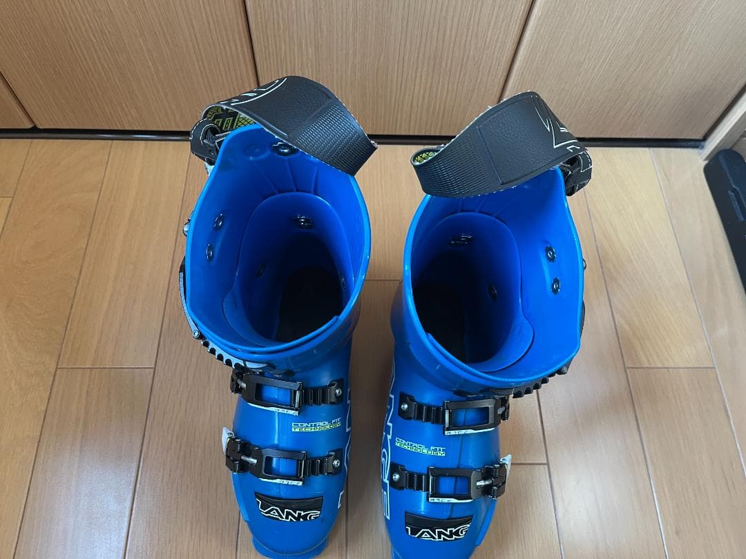 LANGE スキーブーツ RS130 26.5ｃｍ