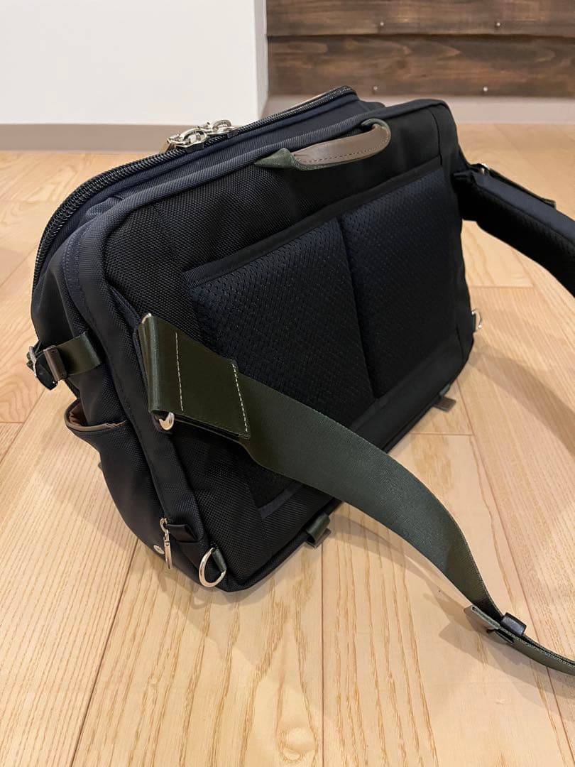 masterpiece Grave メッセンジャーバッグ mspc ネイビー - メルカリ