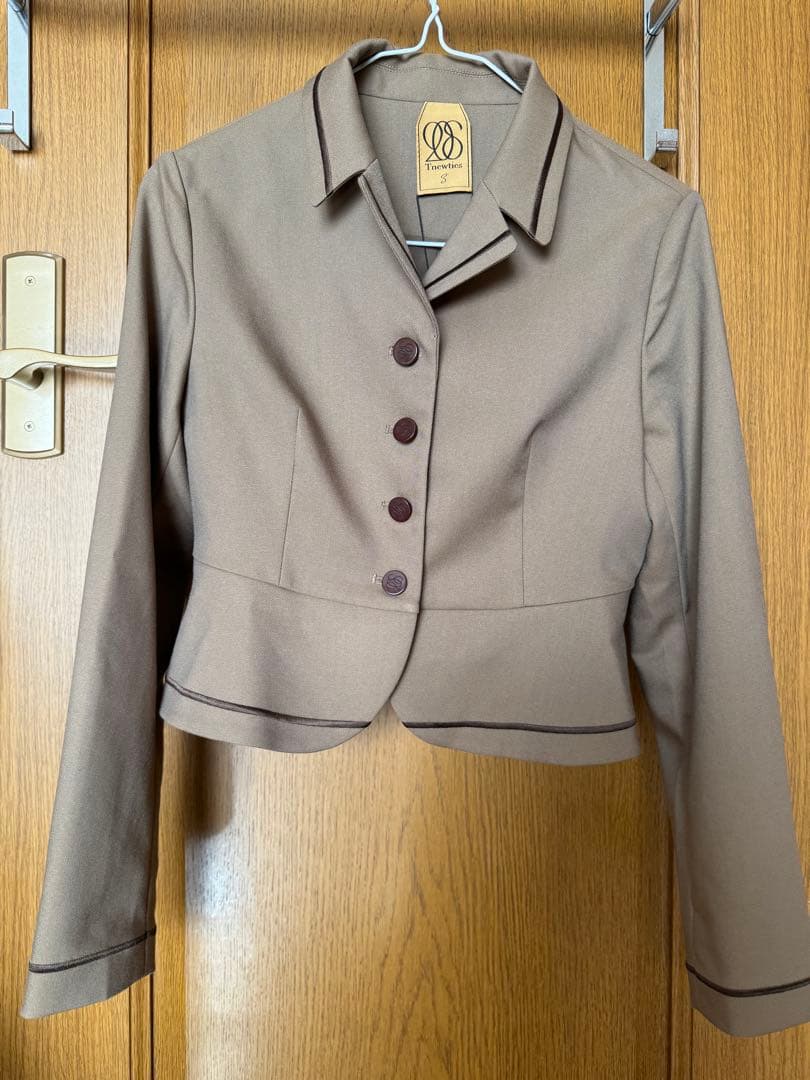 Tnewties うちで晩御飯食べていきなよ ジャケット Brown Sサイズ