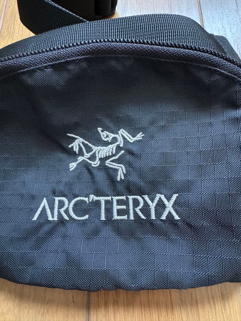 ARC'TERYX アークテリクスアーバンファニー MADE IN CANADA - メルカリ