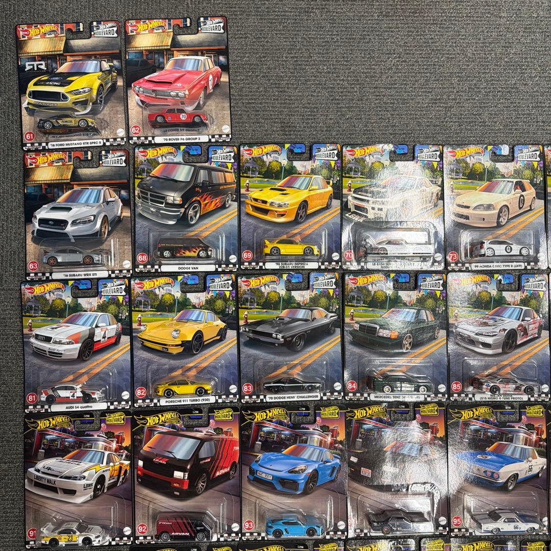 ホットウィール　ブルーバード74台セット
