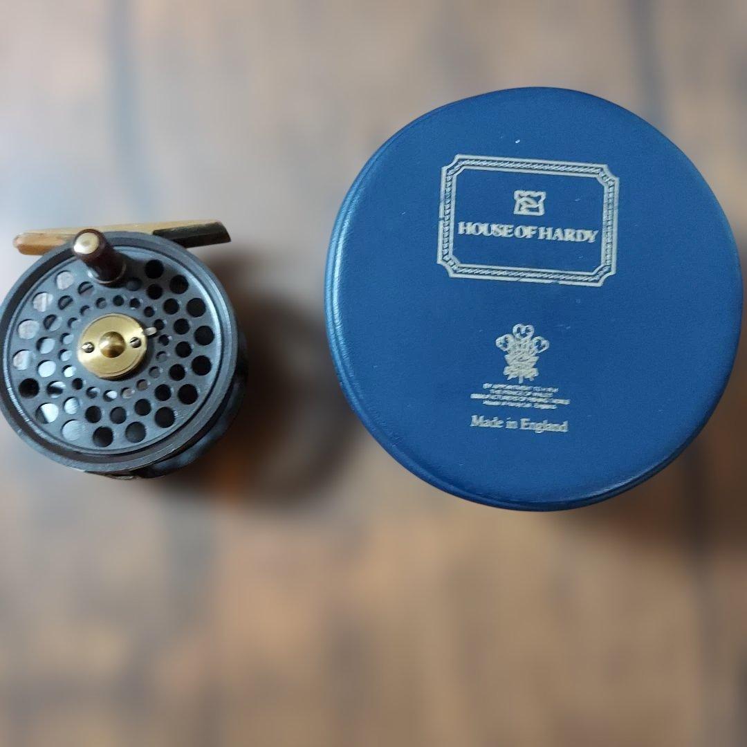 ハーディーゴールデンフライウエイト Hardy Golden Featherweight : terry's River Side Bar