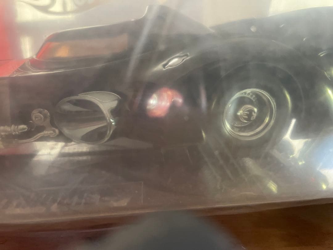 激レア　円筒ケース入り　限定版　ホットウィール　1/18 バットモービル