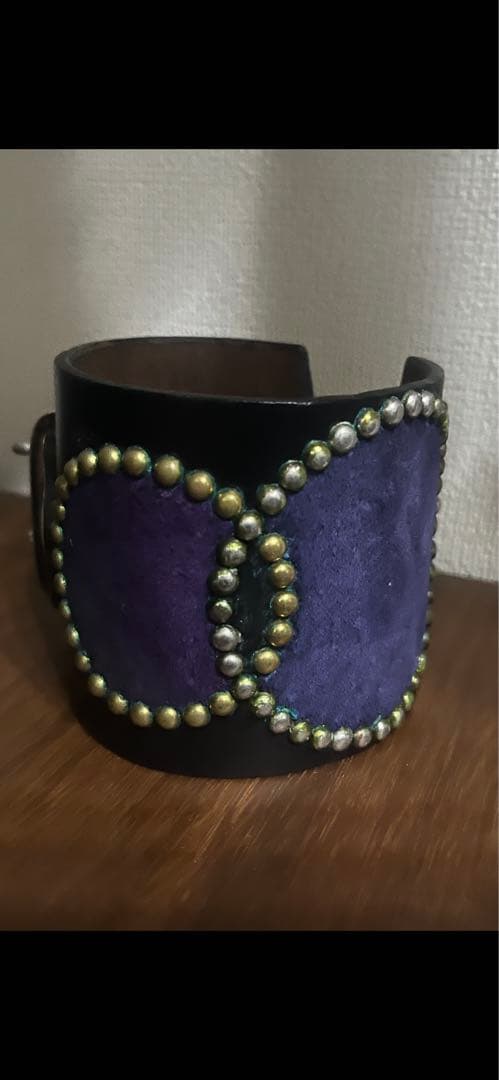 本物 WOLF´S HEAD サークルレザースタッズブレスレットウルフズヘッド