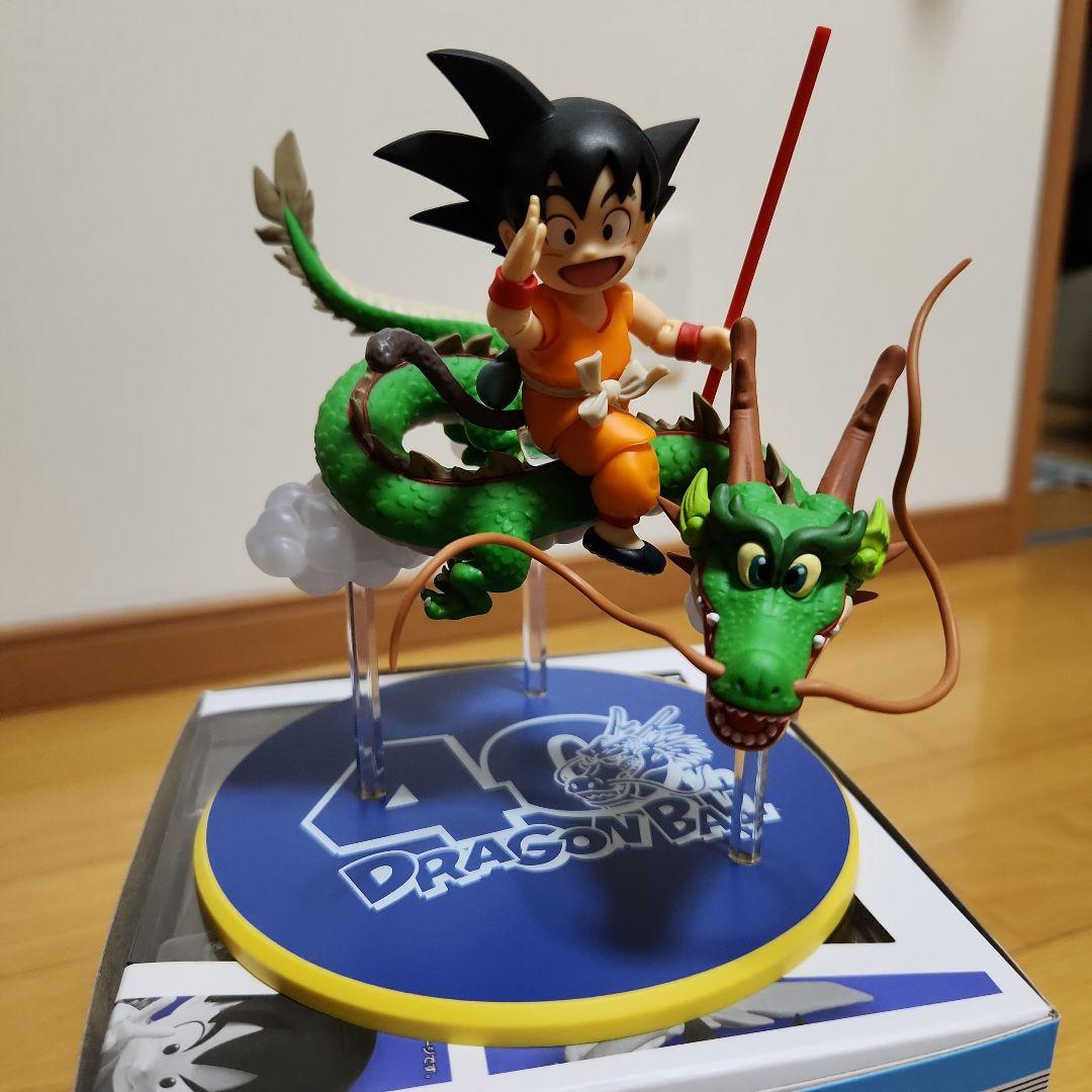 SMフィギュアーツ 孫悟空 & シェンロン 40周年記念