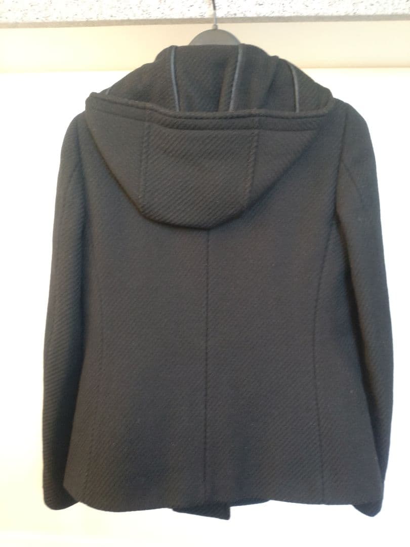 PRADA プラダ レディース ショートダッフルコート（中古）ファー付き