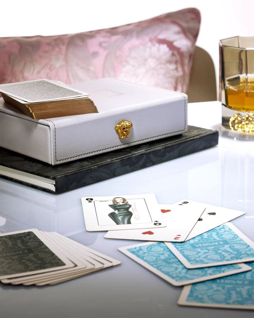 【新品】VERSACE メドゥーサ トランプ ボックス セット ノートブック セット メドゥーサ '95 | VERSACE JP