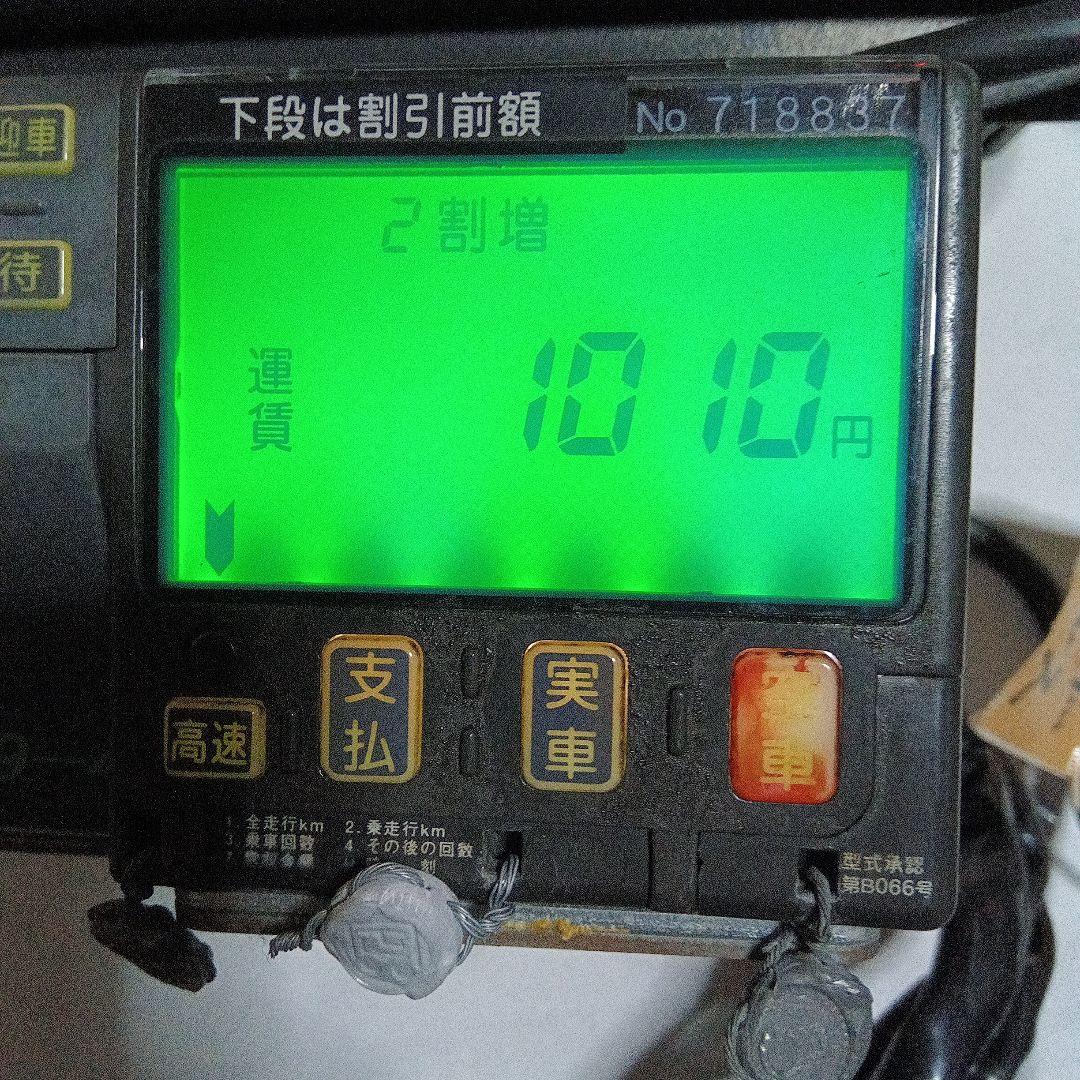 フタバR9-4タクシーメーターとニッコーN-IV 空車ランプ配線