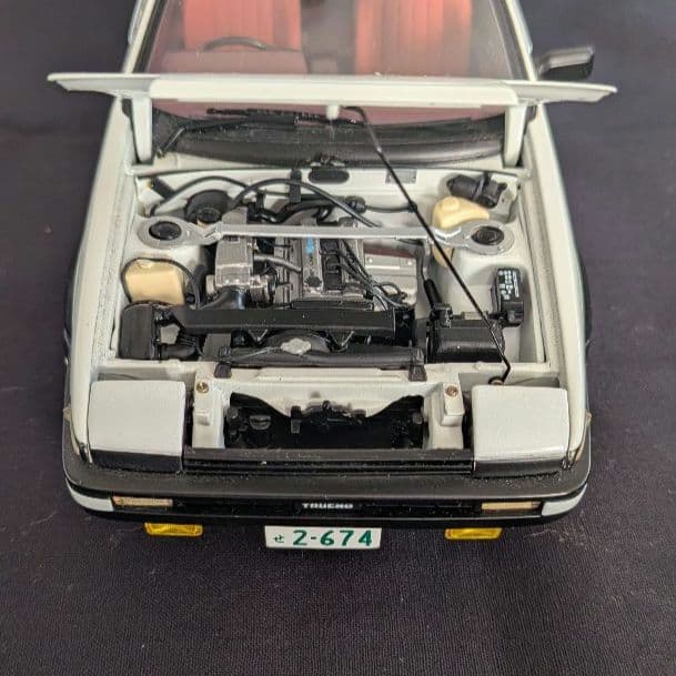 AUTOart 1/18 トヨタ スプリンター トレノ (AE86) 新劇場版