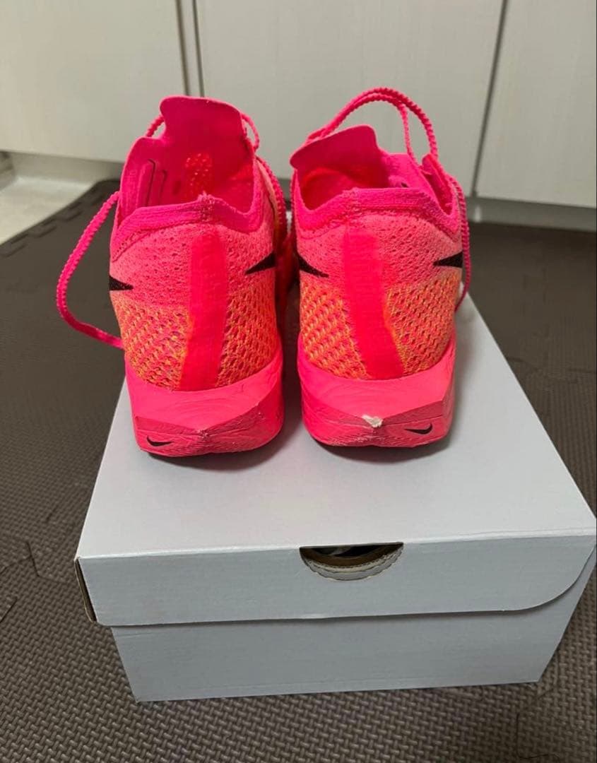 NIKEヴェイパーフライ3 25.5cm