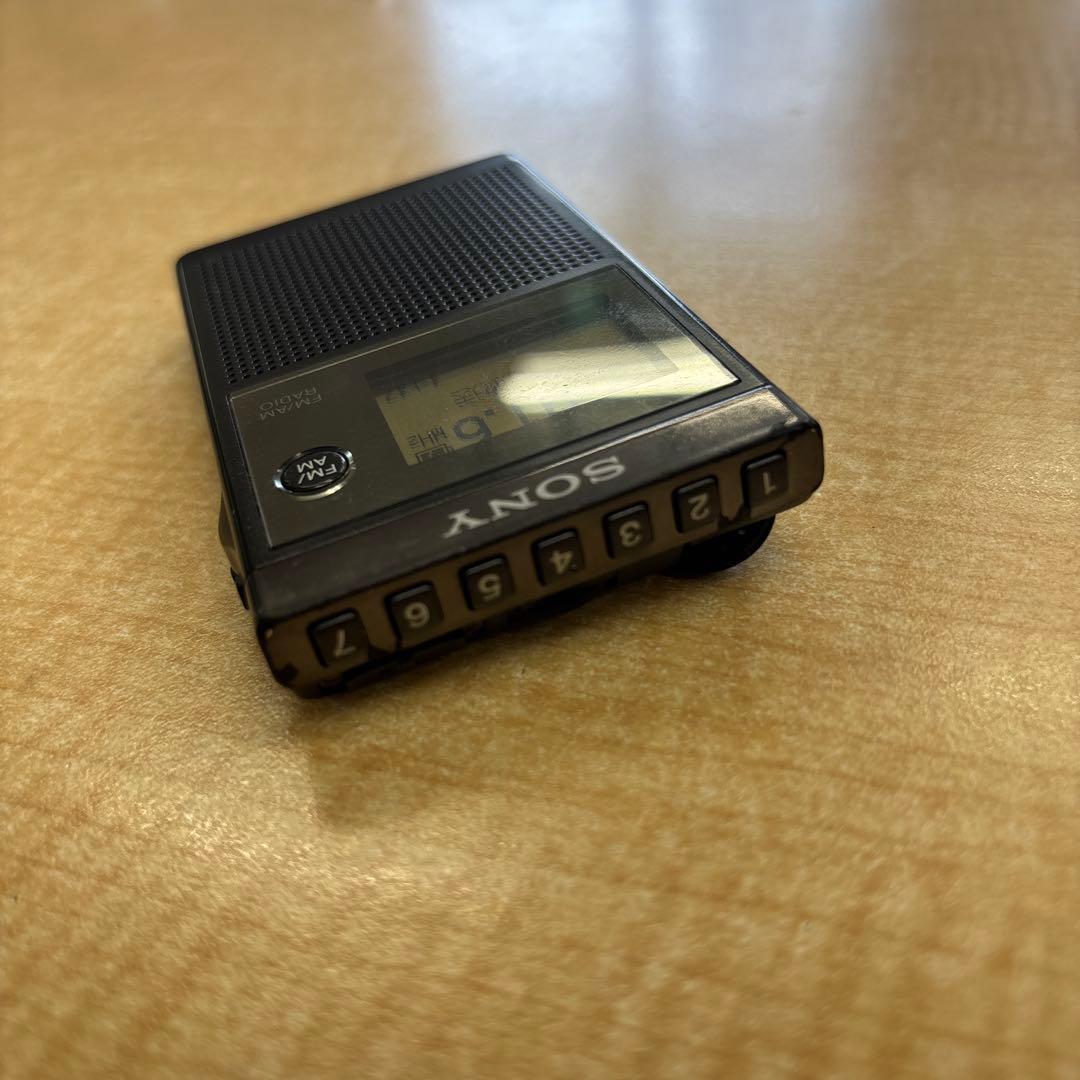 SONY SRF-R356 FM/AMポケットラジオ※イヤホン破損 - メルカリ