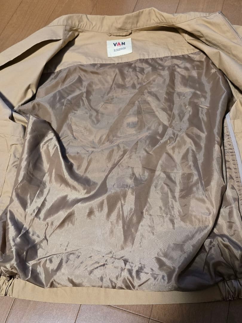 VAN JACスイングトップ. ミニクーパー刺繍.サイズM.ベージュ - メルカリ