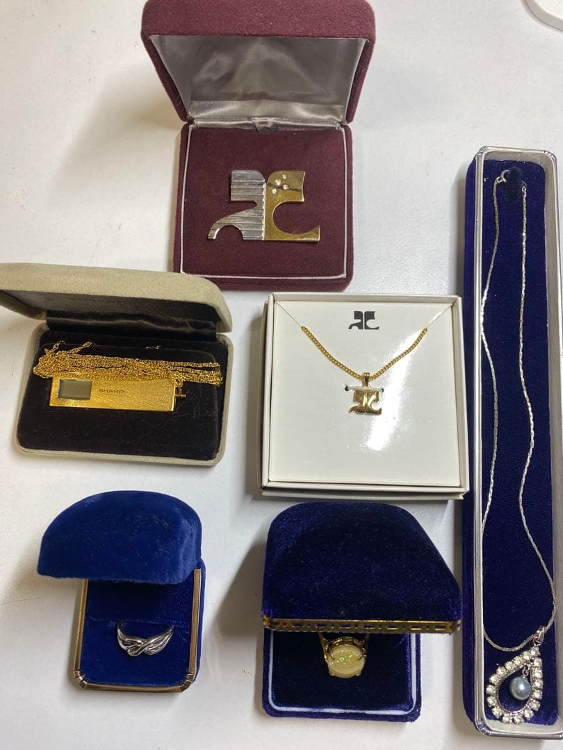 S*e様 ⭐︎2 遺品整理　生前整理　断捨離　まとめ売り　ヴィンテージ　レディー 生前整理でやることリストを公開！年代別のポイントや業者依頼の