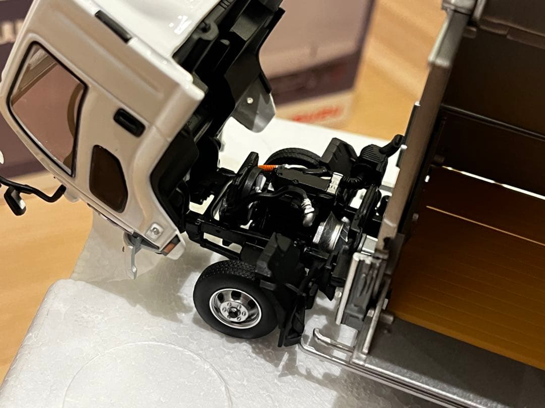 し*ち様 京商 いすゞ 1/43 フォワード ダイキャストミニカー 現行型