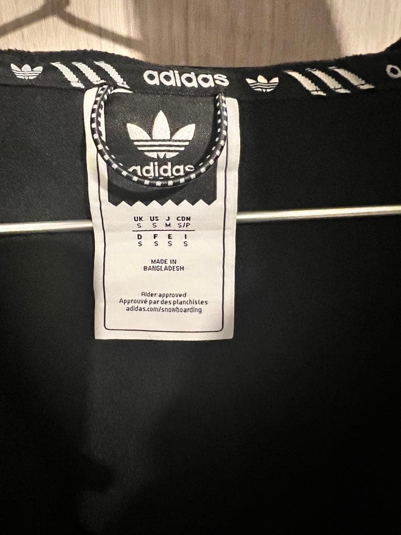 最終値引き！】アディダス スノーボード ウェア 大きめ スノボー