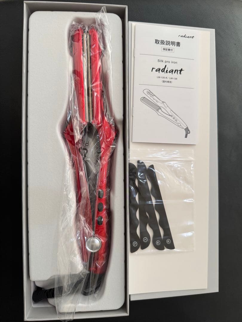 radiant ラディアント シルクプロヘアアイロン 35mmレッドLM126 radiant ラディアント シルクプロヘアアイロン radiant 35mm レッド