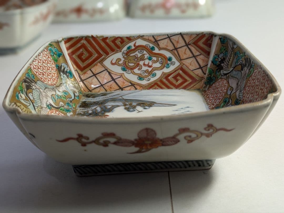 古伊万里、有田焼、富右衛門作、『色絵二方窓絵龍鶴文見込染付金彩山水