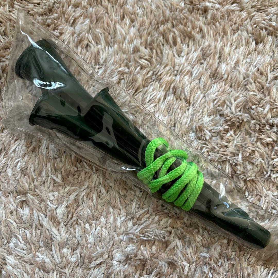 サッカー観戦に 3連チアホーン