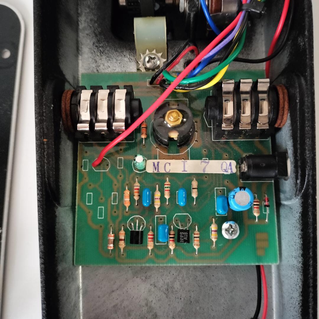 CRY BABY GCB-95トゥルーバイパス化 Blue LEDモディファイ - メルカリ