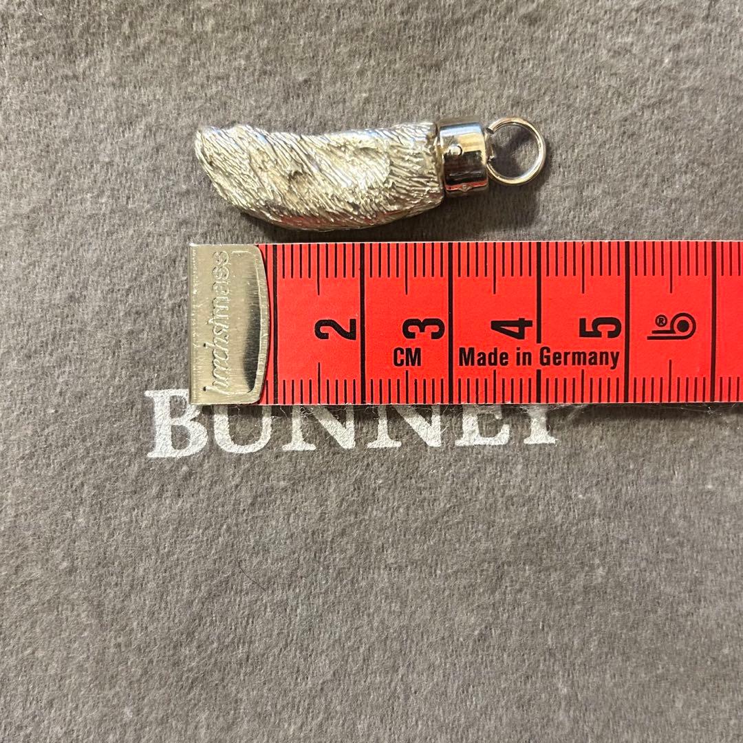 BUNNEY 35mm Solid Rabbit's Foot シルバーチャーム - メルカリ