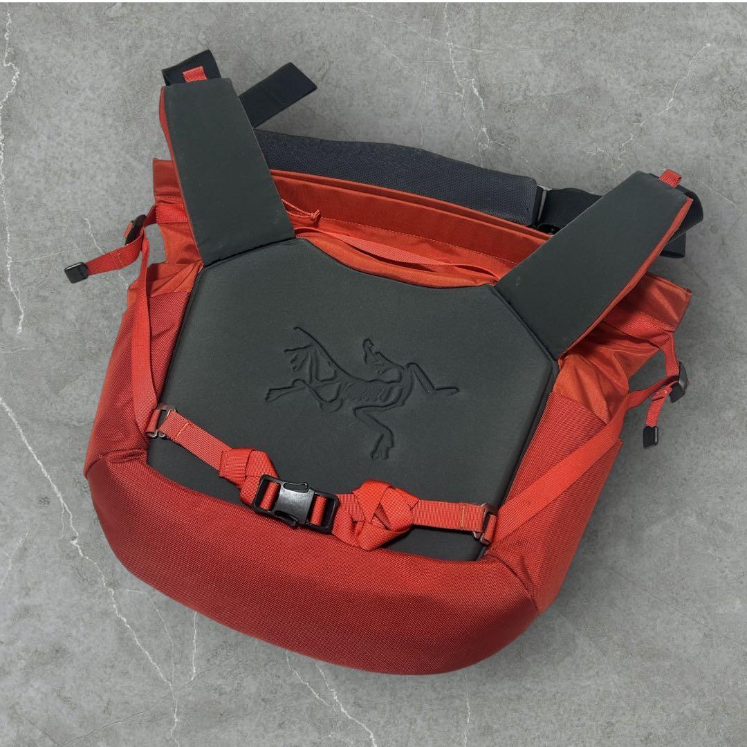 希少✨️ARC'TERYX アークテリクス MISTRAL16 ミストラル16 - メルカリ