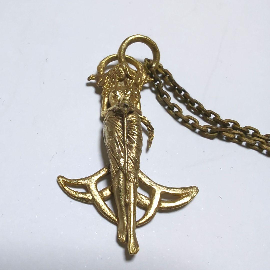 エルデンリング × トーチトーチ 黄金樹の恩寵 ネックレス - メルカリ