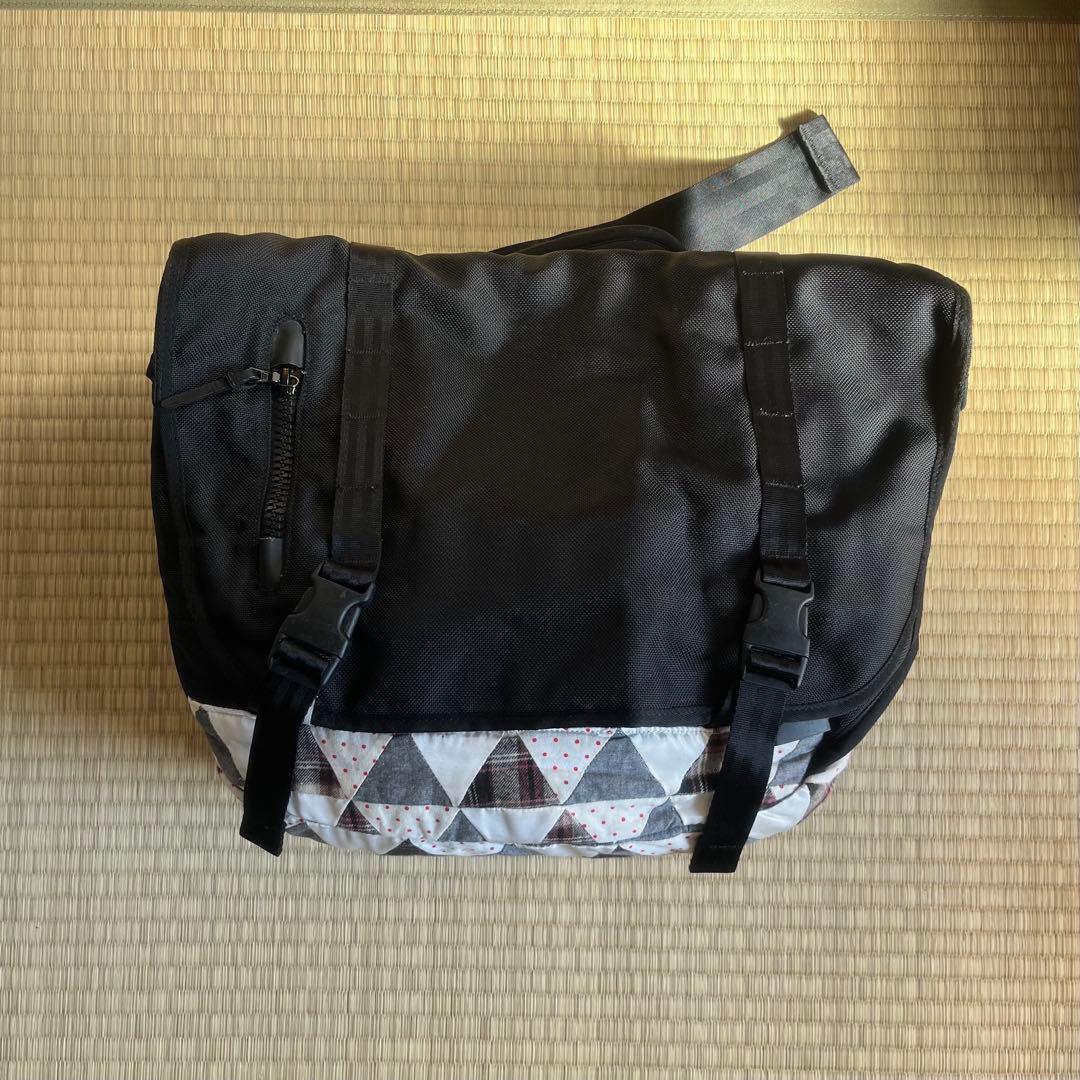 visvim メッセンジャーバッグ 黒　キルティング 2026年最新】メッセンジャーバッグ visvimの人気アイテム - メルカリ