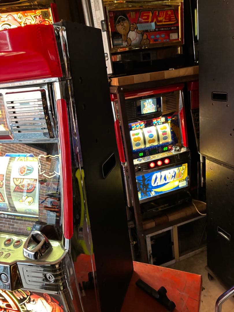 パチスロ　4号機 ネット　デカダン