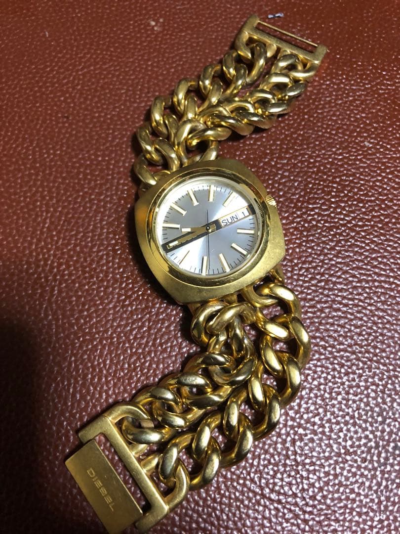 ディーゼル 腕時計 DZ-4086 チェーンベルト 電池交換済み 稼働品