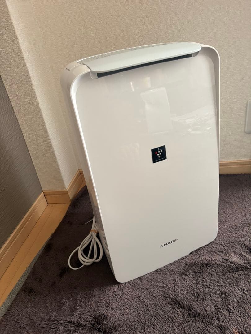 2023年製】SHARP CV-P71-W 衣類乾燥除湿機 - メルカリ
