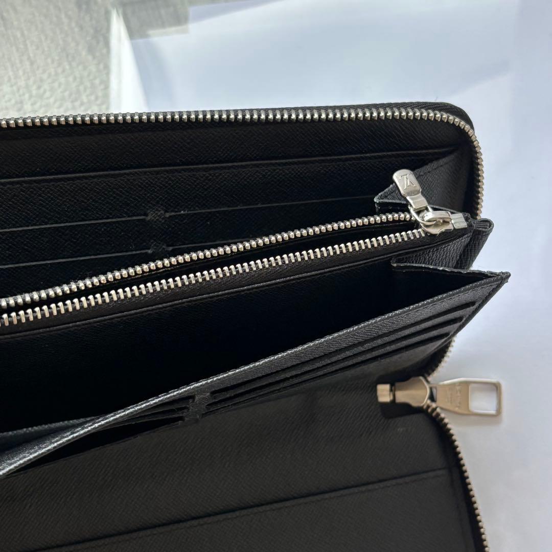 Louis Vuitton】 ジッピーオーガナイザー✨青白黒ブラシデザイン