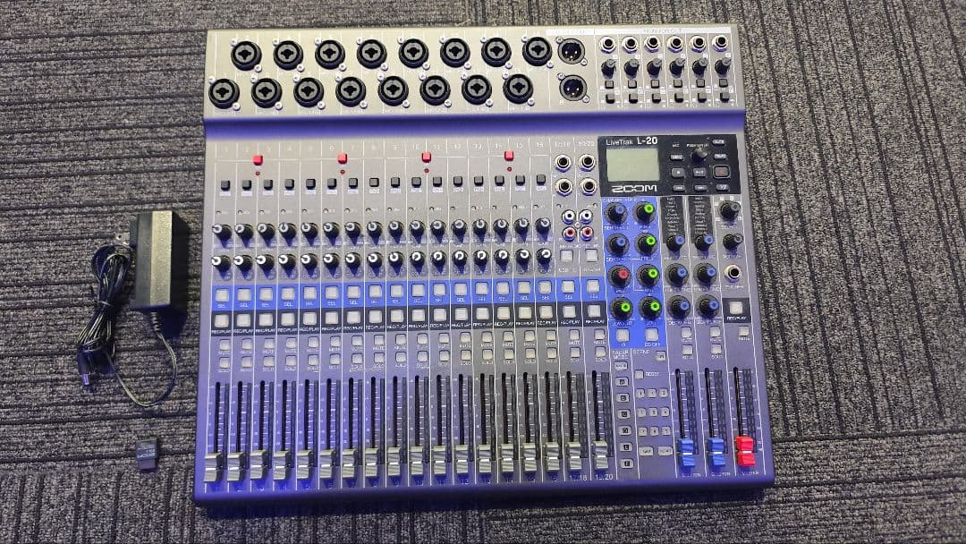 【動作確認済】ZOOM LiveTrak L-20 ＋ BTA1 Amazon.com: Zoom LiveTrak L-20 : Musical Instruments