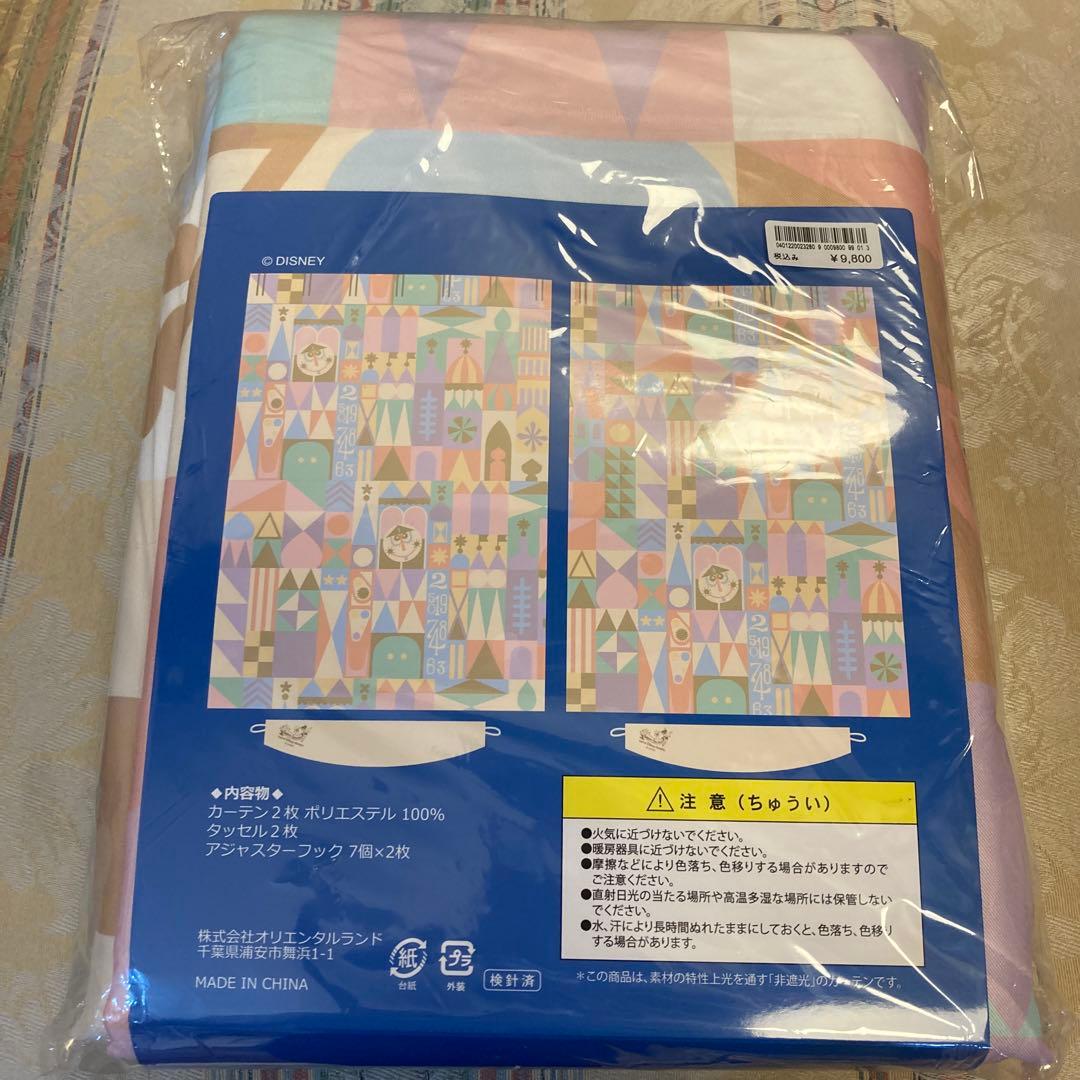 東京ディズニーリゾート限定♡イッツアスモールワールドカーテン♡新品