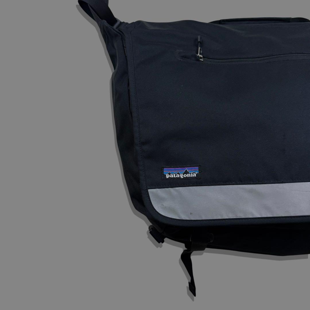 patagonia パタゴニア ハーフマス メッセンジャーバッグ ショルダー