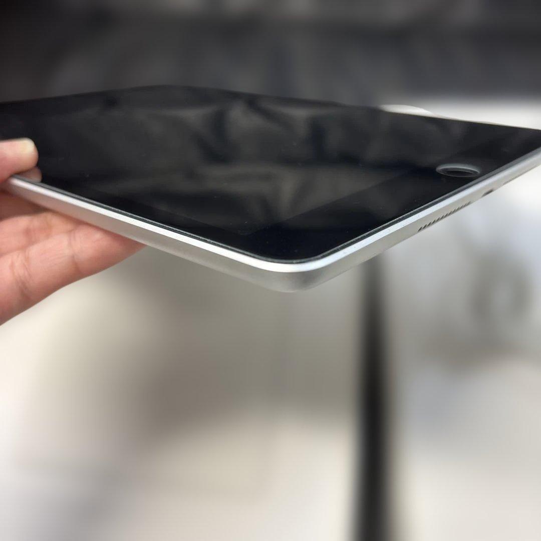 iPad 第9世代 64gb シルバー - メルカリ