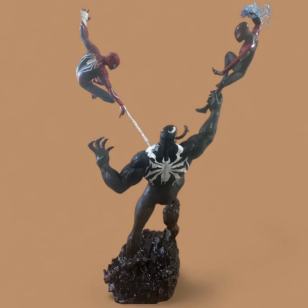 Venom スパイダーマン フィギュア