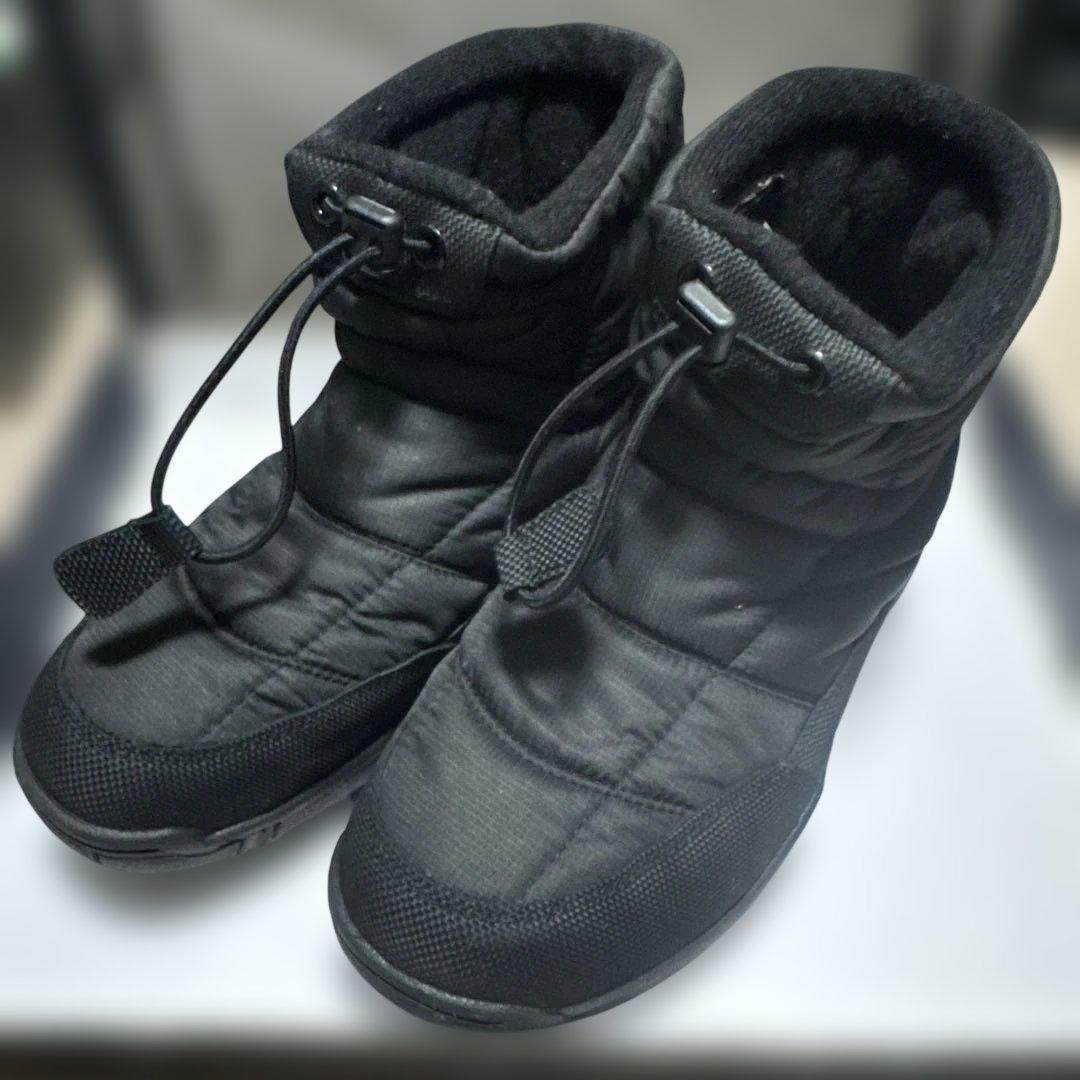 早い者勝ち‼️配送料込‼️パーリーゲイツ ゴルフ用 ブーツタイプシューズ 新品】パーリーゲイツ ゴルフシューズ ショートブーツ ネイビー×白 053