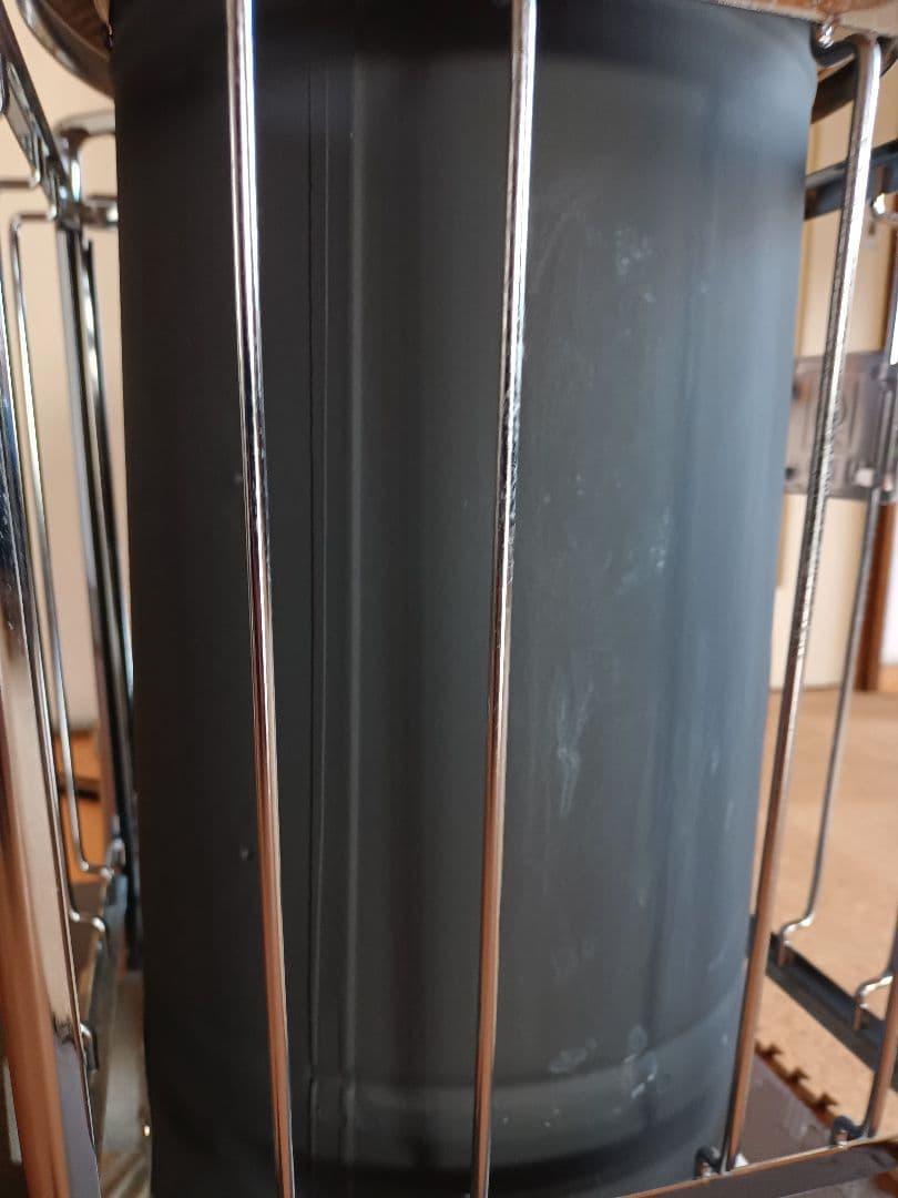 半密閉式石油暖房機 23年式 サンポット 引取限定 室内使用 丸形