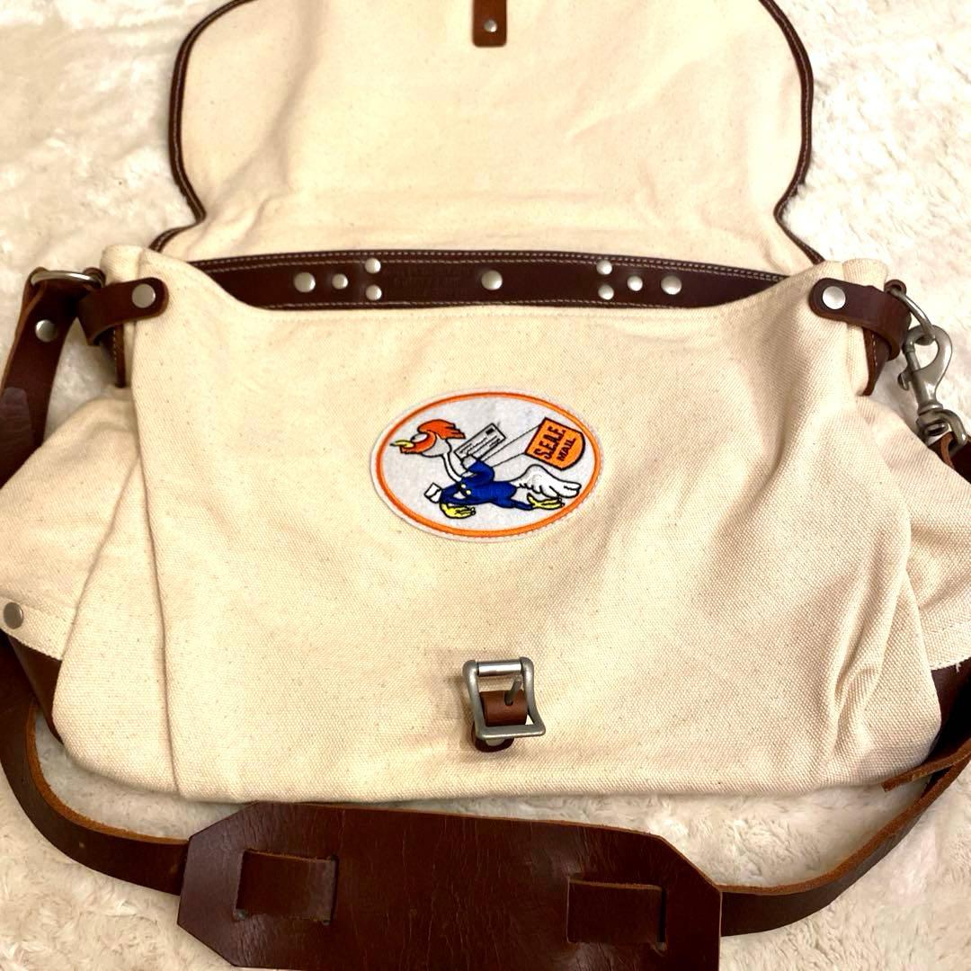 【完売品】世田谷ベース　正式装備品　所さん　メイルバッグ ベージュ 世田谷ベース 40'sスタイル アビエイターキットバッグ | ネコ