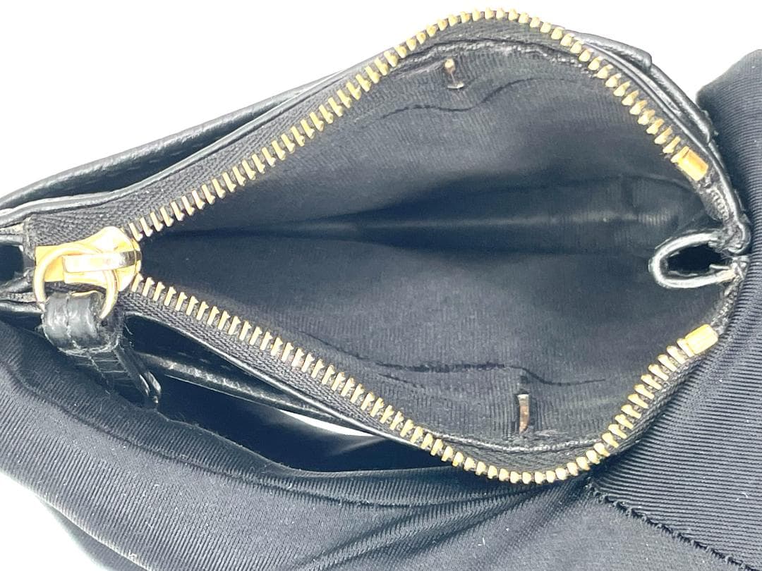 ゆ*う様 《正規品》GUCCI 　レザー　グッチ　ブランド　鑑定済み　黒　ケース