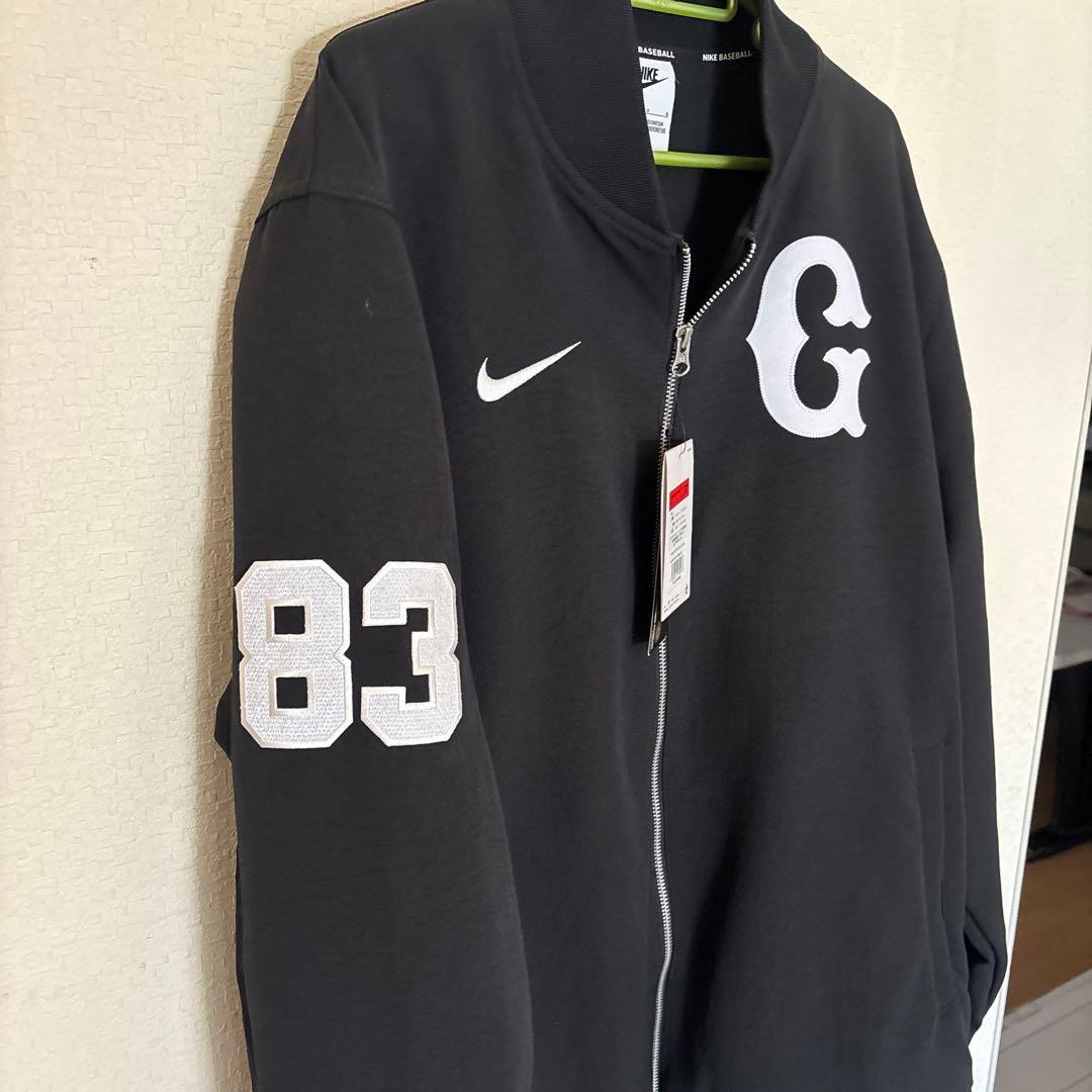 読売ジャイアンツナイキグランドコーチ2024 - メルカリ