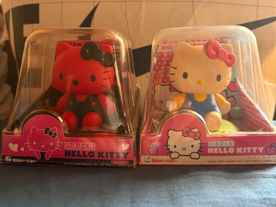 タカラトミー ハローキティ フィギュア ソーラー 首振り サンリオ