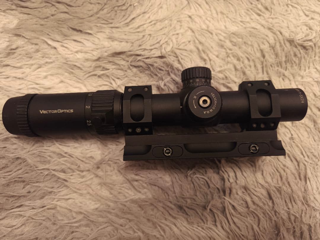 Vector Optics Forester 1-5x24 GenII　おまけ付