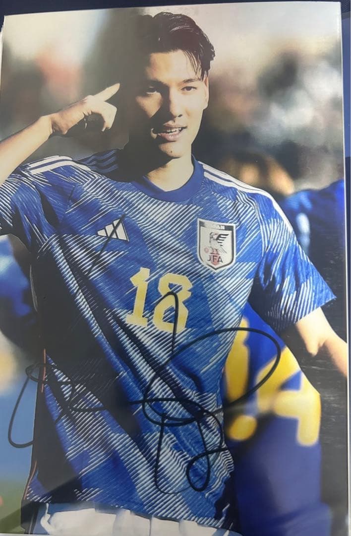 パリオリンピック日本代表 佐藤恵允 サイン FC東京 - メルカリ