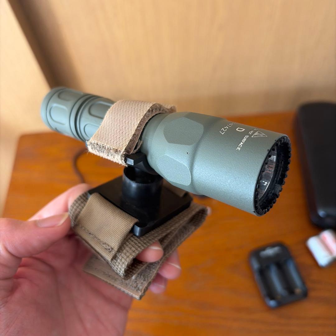 SUREFIRE(シュアファイア)ライト＋サブロック - メルカリ