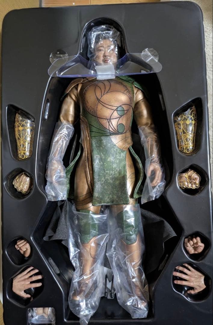 ホットトイズ エターナルズ 1/6スケールフィギュア ギルガメッシュ①