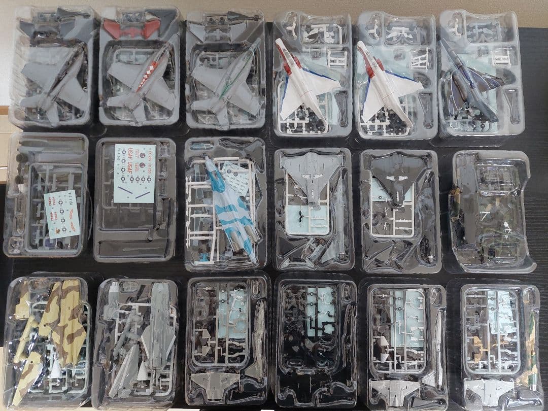 エフトイズ　ウイングキットコレクション　29個セット lineup-14-2.jpg